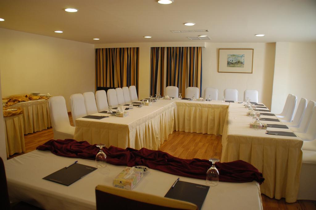 Golden Tulip Aqaba Ξενοδοχείο Εξωτερικό φωτογραφία